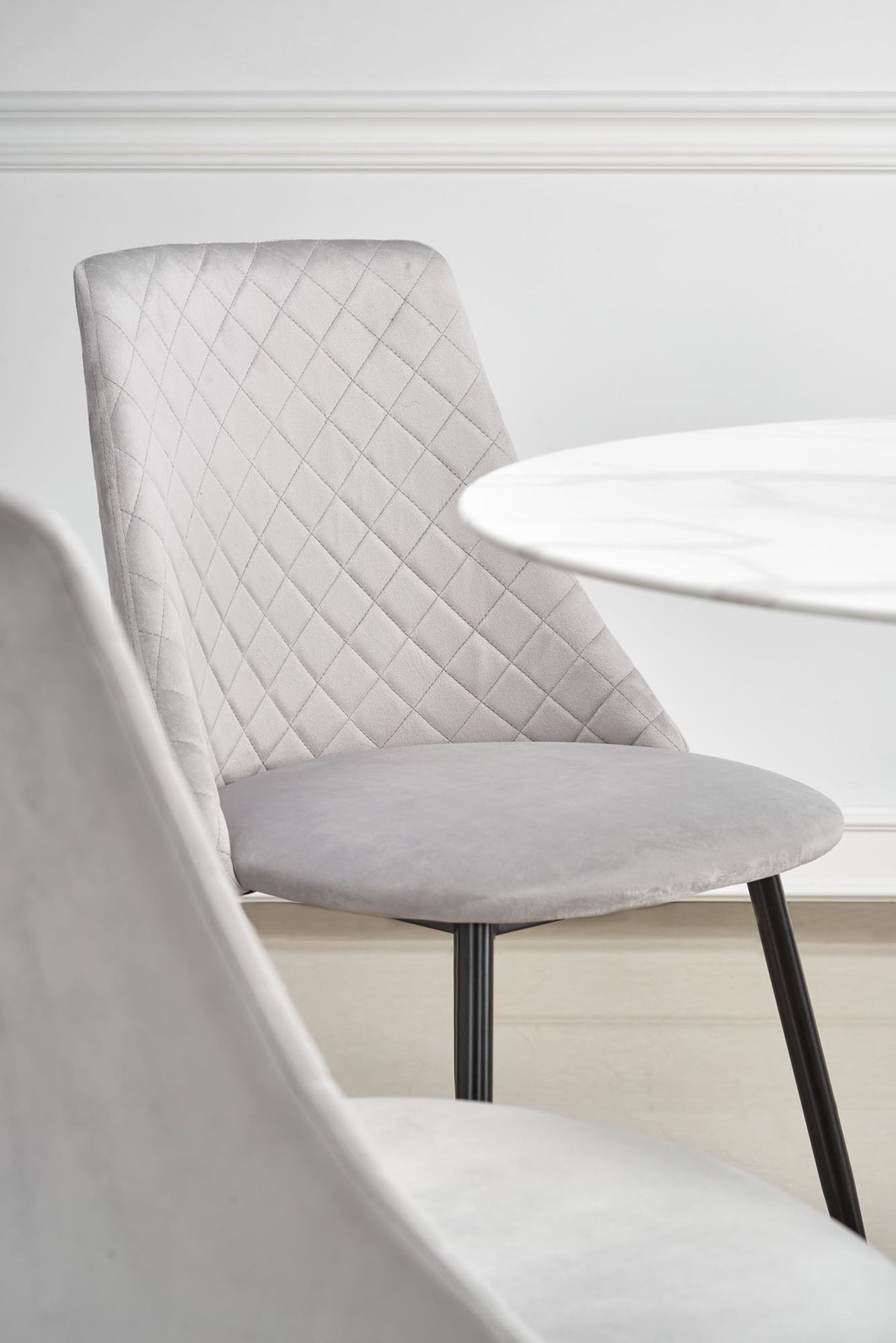 Stół HELO ø90 cm - biały / czarny / metal – zdjęcie 11