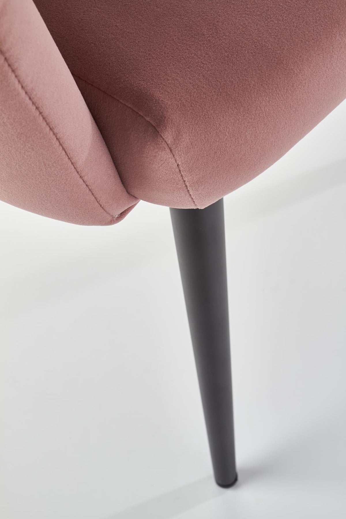 K410 krzesło różowy velvet (1p=1szt) – zdjęcie 8