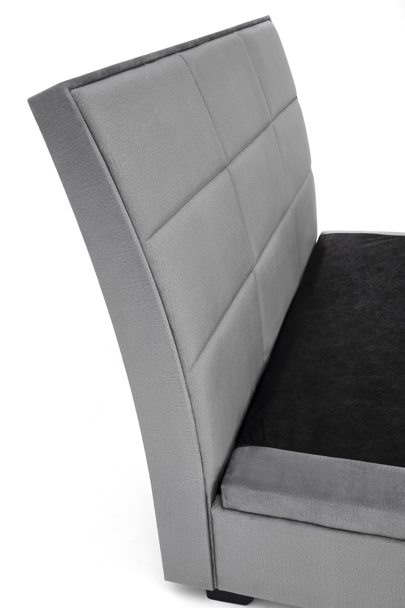5609afefe77f557066d91d4e841794b0