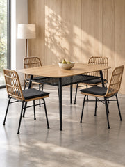Stół CHOGI 160 cm - dąb złoty / czarny / rattan
