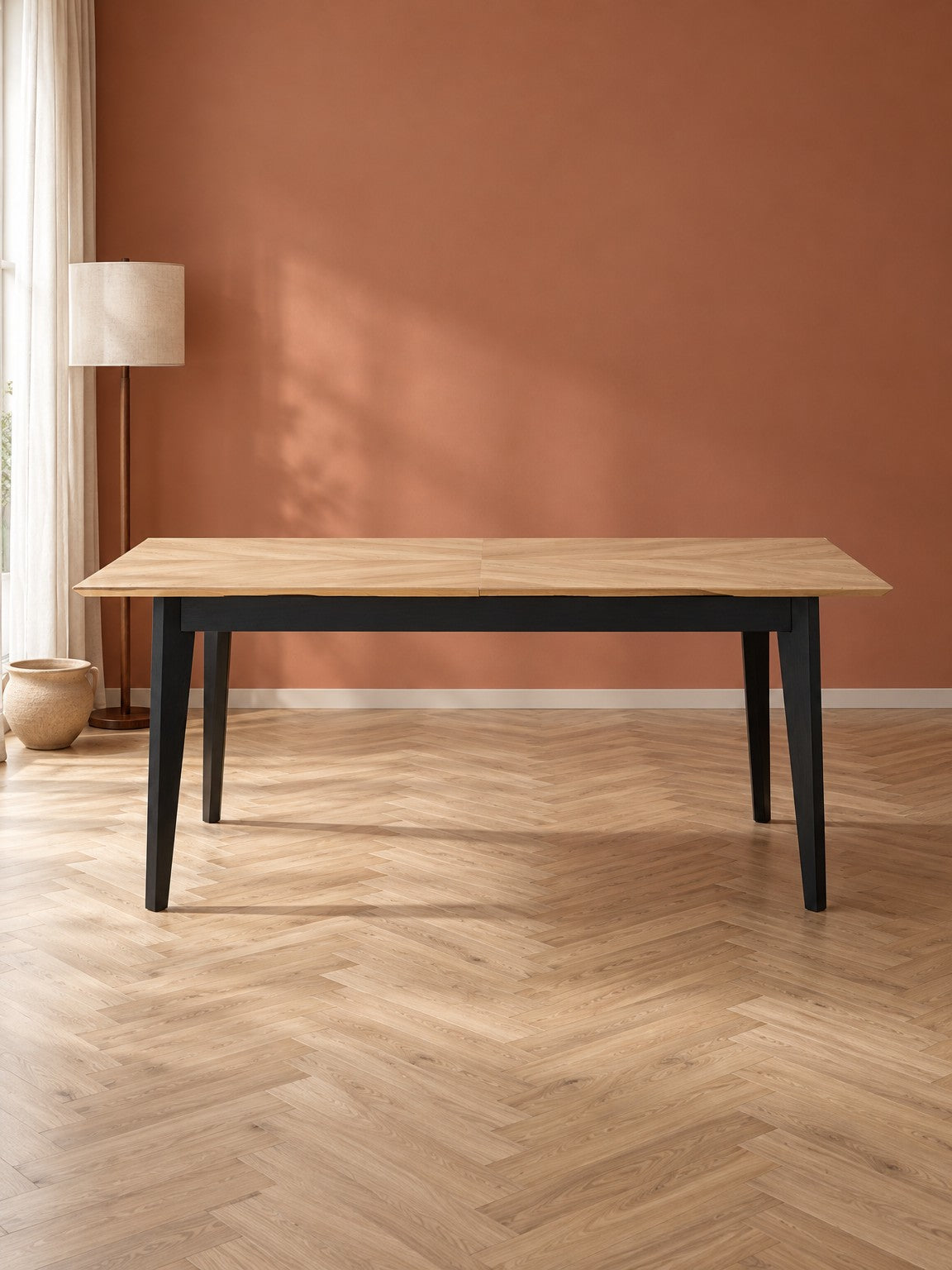 Stół PERIS 160-240 cm - dąb naturalny / czarny / okleina drewniana