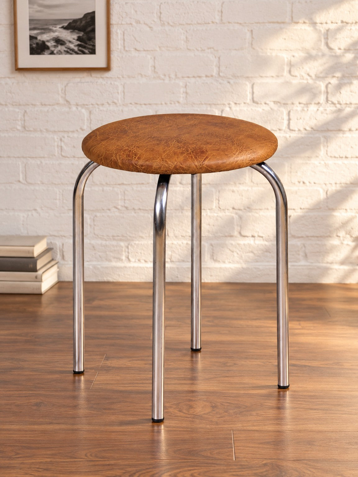 Taboret NAMINA - orzech / srebrny / metal